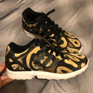 Adidas snake skin running shoes🐍!!